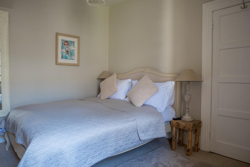 No 2 Broadgate Bed and Breakfast Μπάρνστεϊπλ Εξωτερικό φωτογραφία