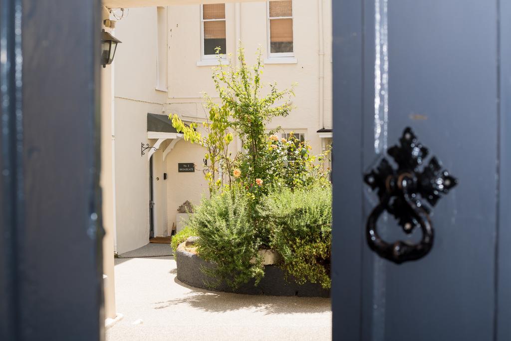 No 2 Broadgate Bed and Breakfast Μπάρνστεϊπλ Εξωτερικό φωτογραφία